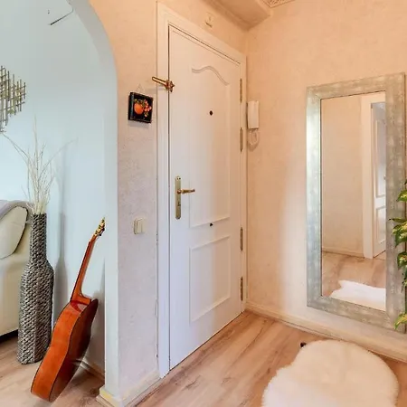Charming Golfers Place Puerto Banus شقة