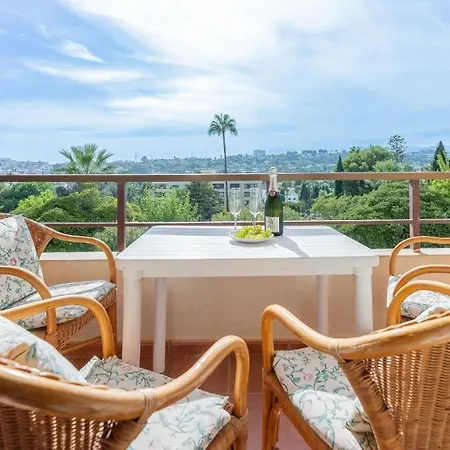 Charming Golfers Place Puerto Banus شقة ماربيا