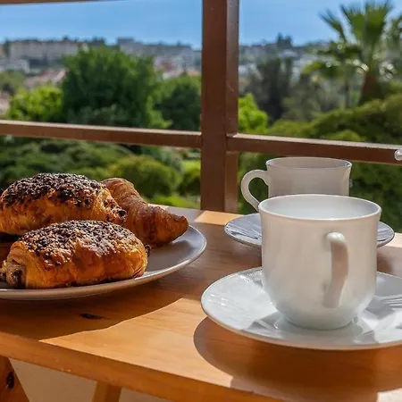 Charming Golfers Place Puerto Banus شقة
